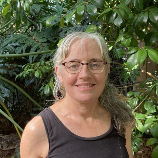 Suzanne Ellis